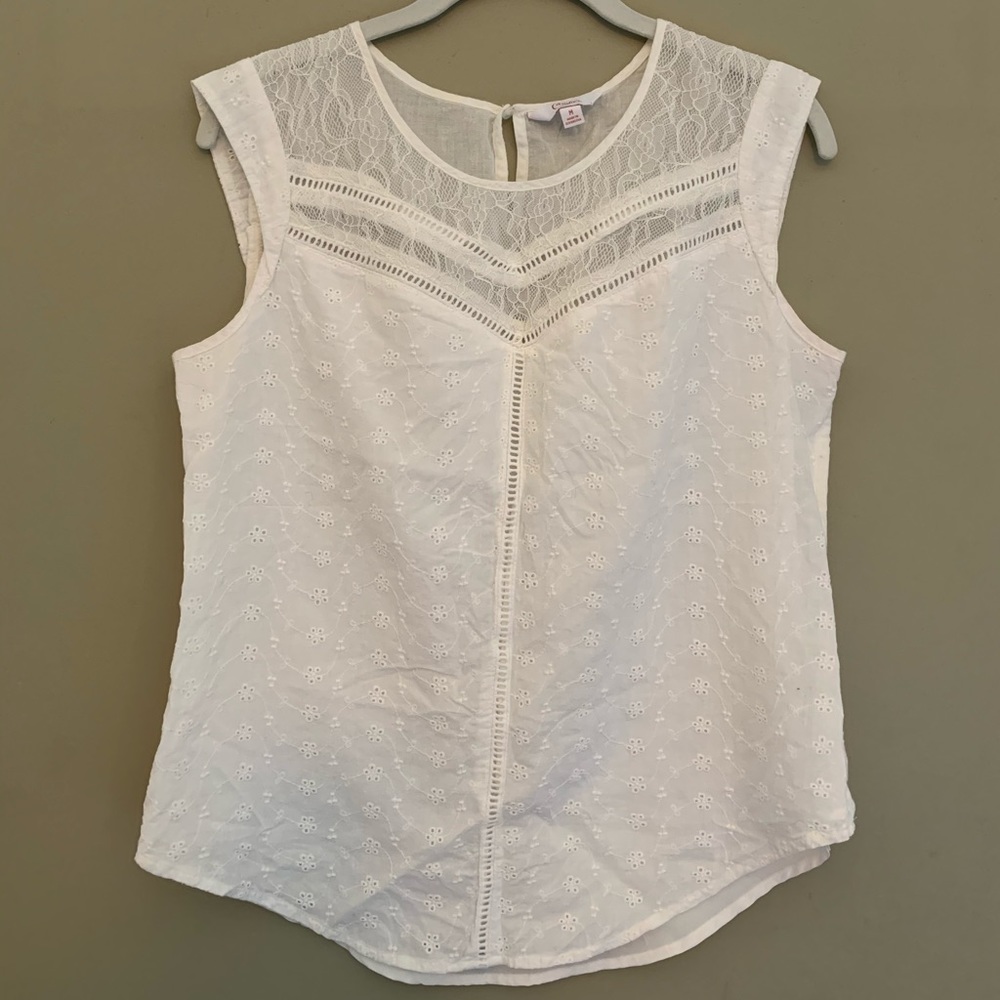 Candie’s eyelet tank top